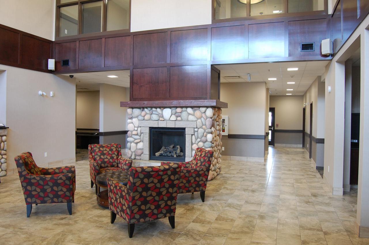 Cobble Creek Lodge Maple Creek Esterno foto
